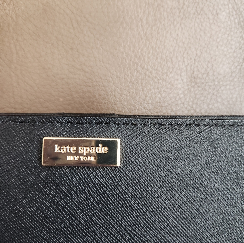 Wallet - Picture 2 of 4